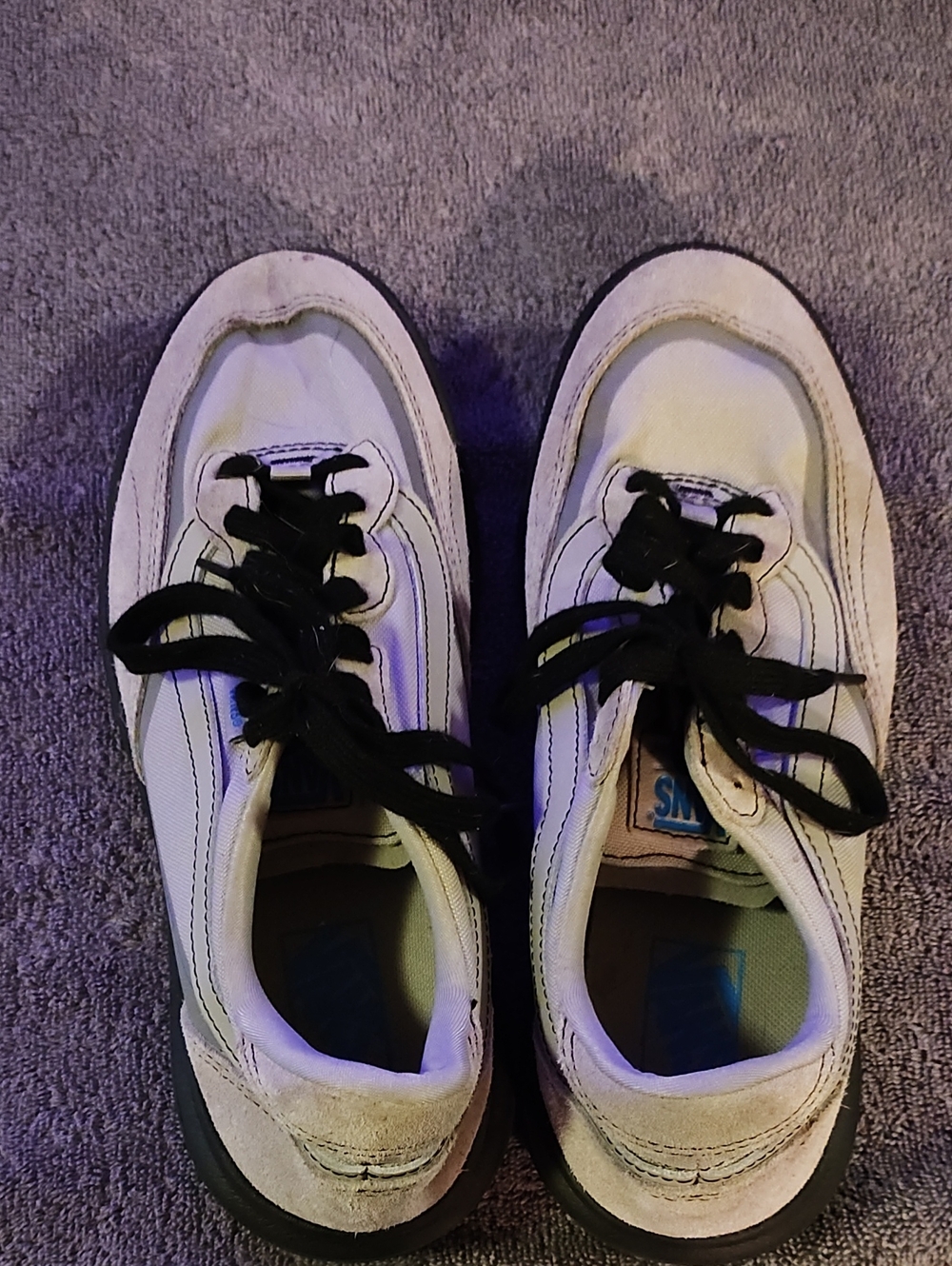 Vans Unisex Grey Ultra Range Sneakers with Black Laces